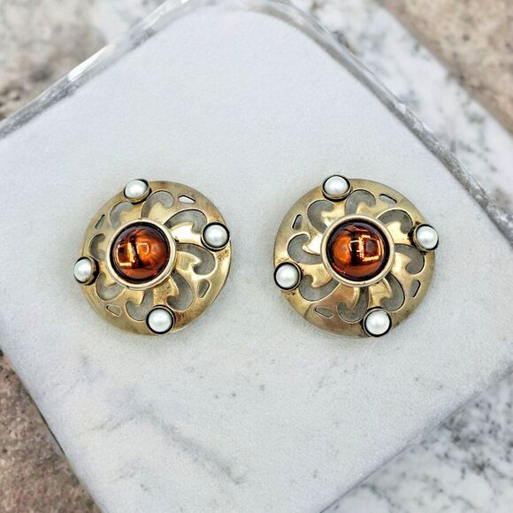 Vintage Scandinavian Earrings 10K GP Scroll Viking Lucite Pearl Estate Jewelry - Picture 3 of 9